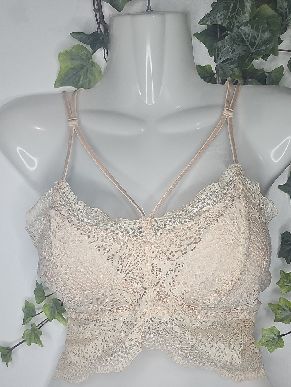 Delicate Lace Bralette in Light Nude - Women's Intimates